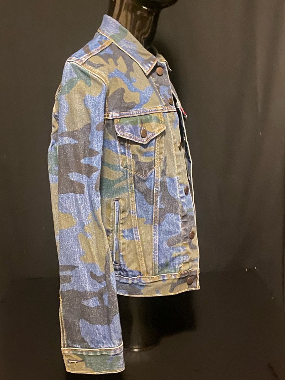 Levi's Blue and Green Camo Denim Jacket  Special Edition Only worn once - Picture 2 of 13